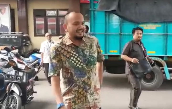 Diperiksa 6 Jam, Manajer Arema FC Dicecar 26 Pertanyaan