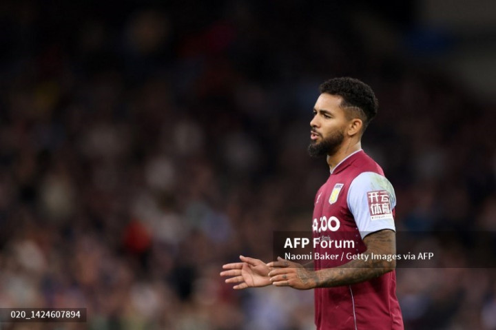 Gelandang Incaran Arsenal Tambah Kontrak di Aston Villa