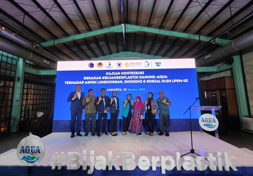 Peluncuran studi Lembaga Penyelidikan Ekonomi dan Masyarakat Fakultas Ekonomi dan Bisnis Universitas Indonesia terhadap gerakan #Bijakberplastik. (Foto: A. Firdaus/Medcom)