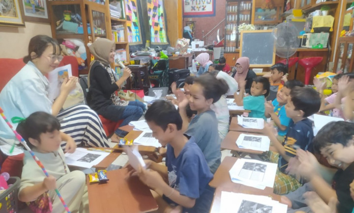 Dosen UNJ Kenalkan Bahasa Inggris Lewat Cerita Rakyat Malin Kundang