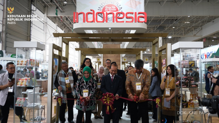 <i>Ngebumbuin</i> Prancis, 20 Perusahaan Industri Pangan RI Pamerkan Produkslnya di Paris