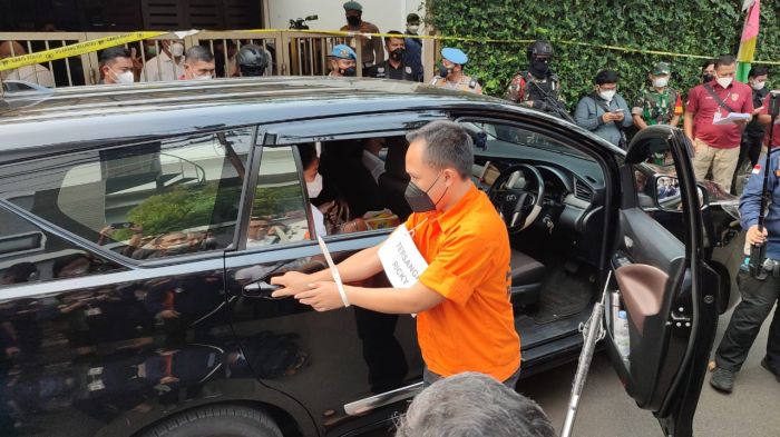 Dakwaan Bripka RR: Menyembunyikan Rencana Pembunuhan Brigadir J