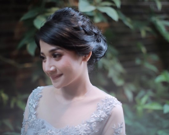 Tak Asing di Layar Kaca, Ini Deretan Sinetron dan FTV Clerence Chyntia