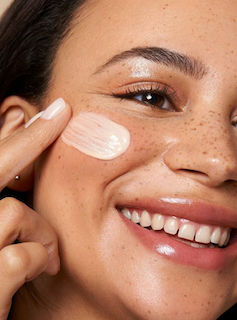 5 Cara Cepat Mengecilkan Pori-pori Wajah, Apa Saja?