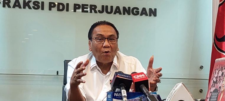 Buntut Pemecatan Aswanto Sebagai Hakim MK, Bambang Pacul Dilaporkan Ke MKD