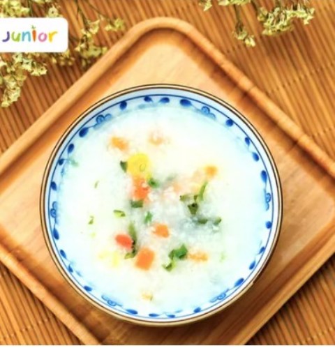 Ini resep MPASI nasi campur dengan tahu, si sumber protein. (Foto: Dok. Endeus TV)