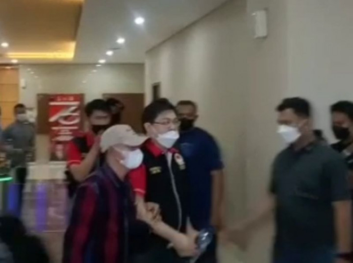 Advokat Alvin Lim Dijemput Kejari Jaksel di Bareskrim