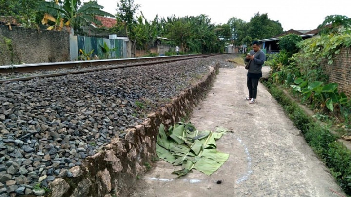 Pria Tanpa Identitas Tertabrak KA Babaranjang di Bandar Lampung