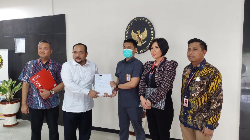 Merasa Dikriminalisasi, Advokat Natalia Rusli Melapor ke Komisi Kejaksaan Merasa Dikriminalisasi, Advokat Natalia Rusli Melapor ke Komisi Kejaksaan