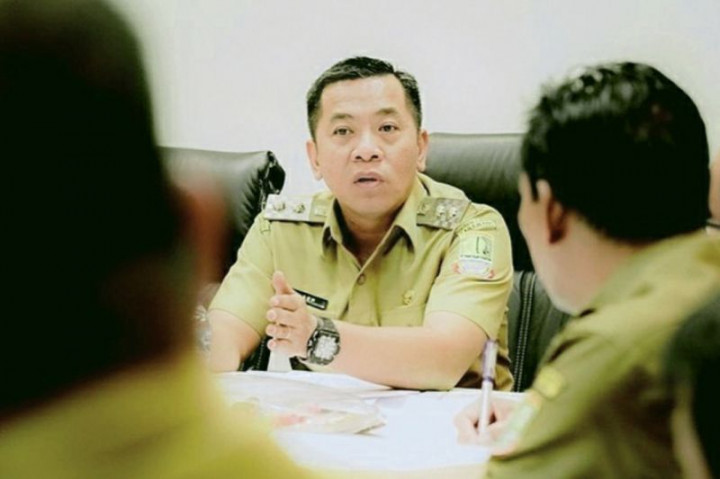 Pemkab Karawang Wajibkan Camat Jadi Bapak Asuh Anak Stunting