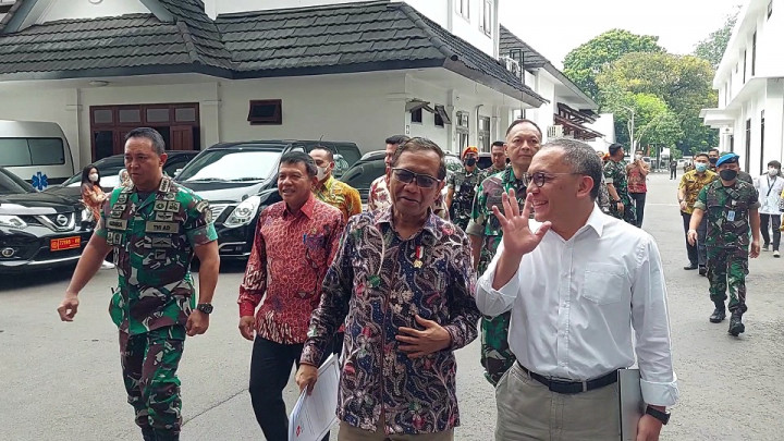 Mahfud MD Gelar Rapat Tertutup dengan Panglima TNI dan Kepala BRIN, Bahas Apa?