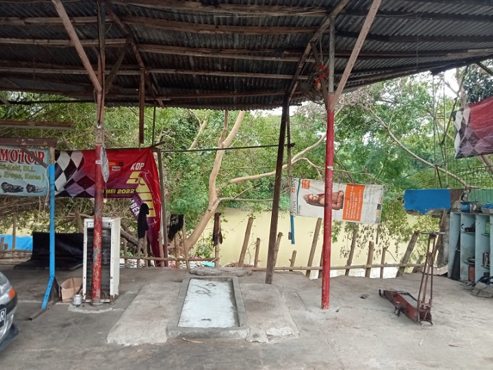 Tanggul Kali Bekasi Jebol Tergerus Bah