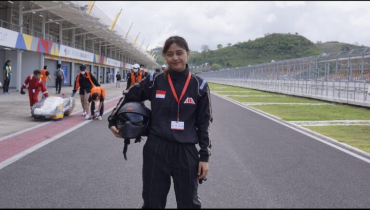 Natalia Satu-satunya Driver Perempuan di Shell Eco Marathon Mandalika, Pernah Terbalik saat Latihan
