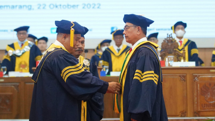Selamat! Moeldoko Dapat Gelar Doktor Honoris Causa dari Unnes