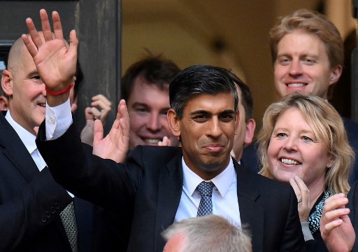 Mau Jadi PM, Rishi Sunak akan Temui Raja Charles III