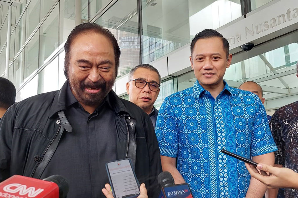 Ketum Demokrat Agus Harimurti Yudhoyono (AHY) dan Ketum NasDem Surya Paloh/MI/Susanto