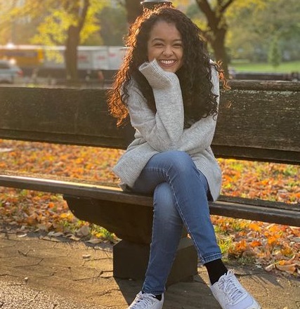 Viral Pakai Tas Gucci di Halte, Ini Gaya Kasual nan Mewah Mutiara Annisa Baswedan