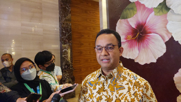 Dari Solo, Anies Baswedan Langsung Hadiri HUT Perusahaan JK