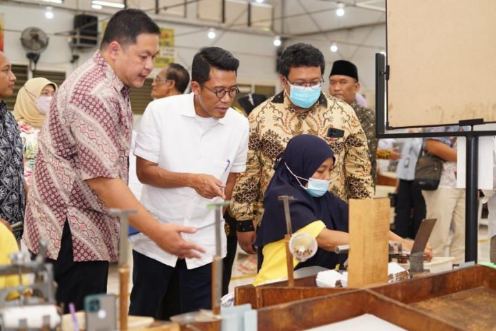 Misbakhun Sebut Kebijakan Negara Belum Berpihak pada Pelaku IHT