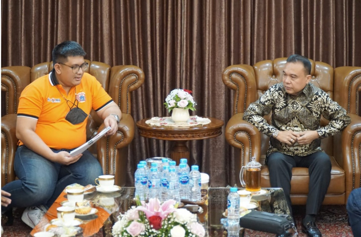 Bertemu Perwakilan Jakmania, DPR Pastikan Kawal Penuntasan Tragedi Kanjuruhan