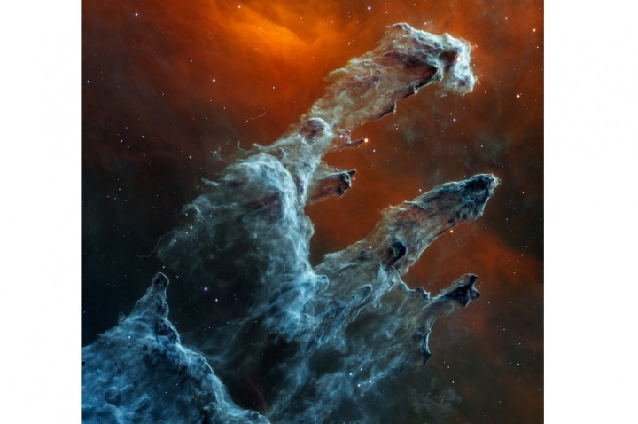 Teleskop James Webb Space Potret Pemandangan Menyeramkan dari Pillars of Creation