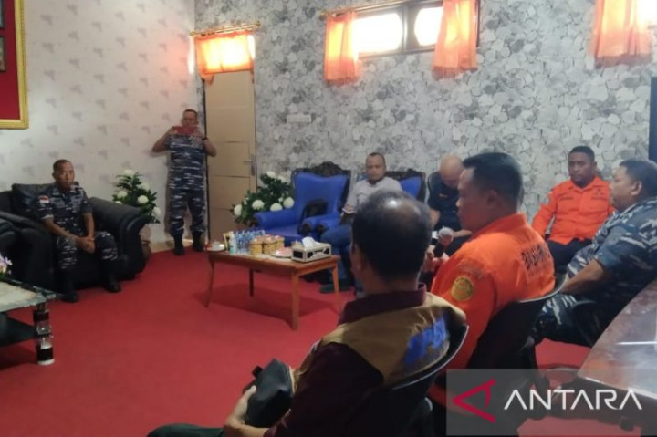 Pencarian 17 Korban Hilang Kebakaran Kapal Cantika Express 77 Diperpanjang