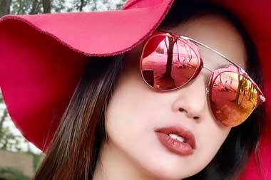 Beri Pelajaran, Dewi Perssik akan Laporkan <i>Haters</i> ke Polisi