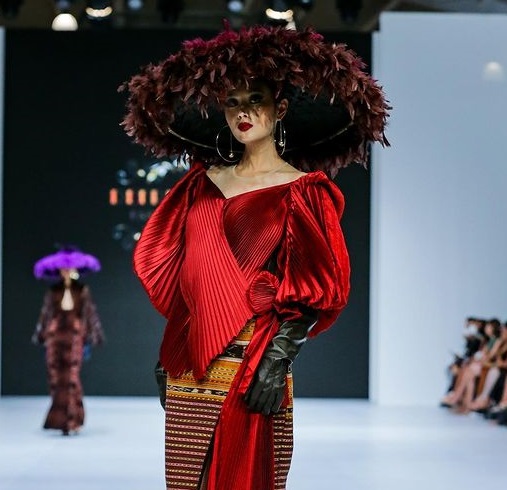 Dekranasda NTT di Jakarta Fashion Week 2023. (Foto: Dok. Instagram/@jfwofficial)