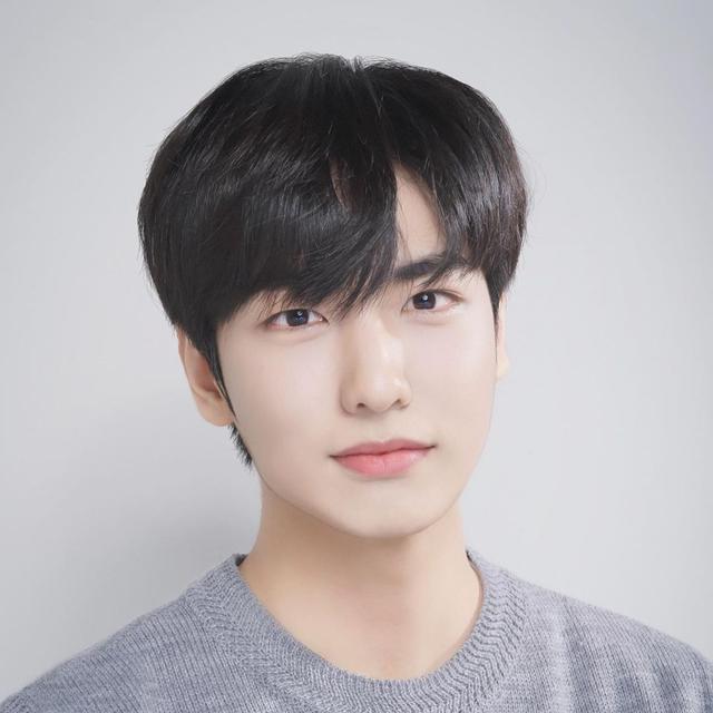 Aktor Lee Ji Han Tewas dalam Tragedi Itaewon, Rekan Artis Berduka