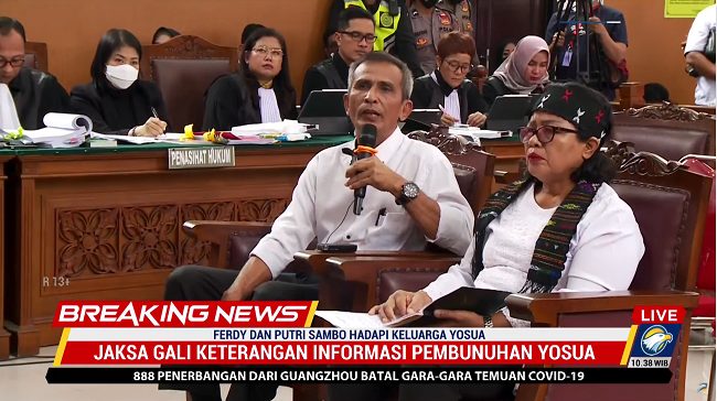 Ferdy dan Putri Sambo hadapi keluarga Yosua. Foto: Dok/Screenshot Metro TV