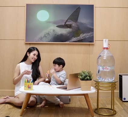 Pastikan Anda minum air yang mengandung mineral esensial berkualitas (Foto:Instagram Le Minerale)