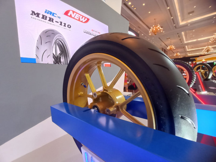 Cocok untuk Semua Motor, Ban <i>Tubeless</i> Ini Hanya Dijual di IMOS?