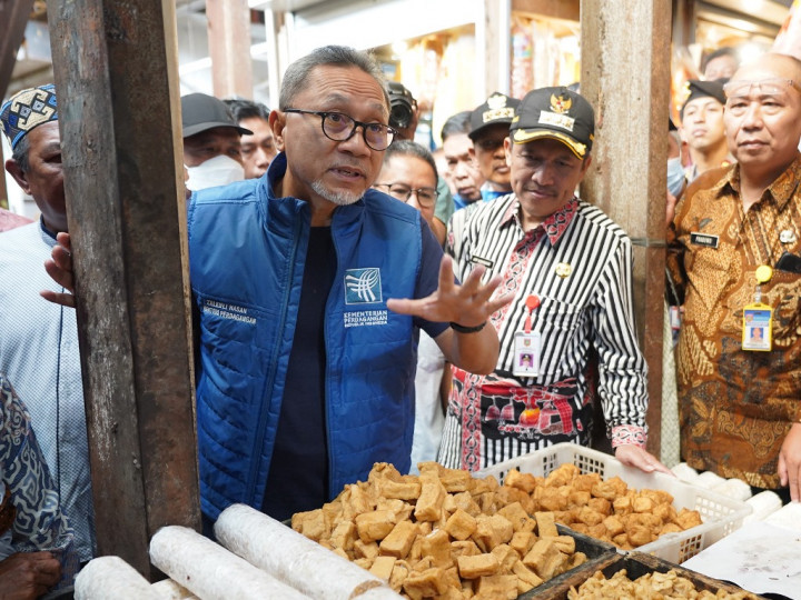Perluas Digitalisasi Pasar Rakyat, Mendag Ajak Pedagang Pakai QRIS