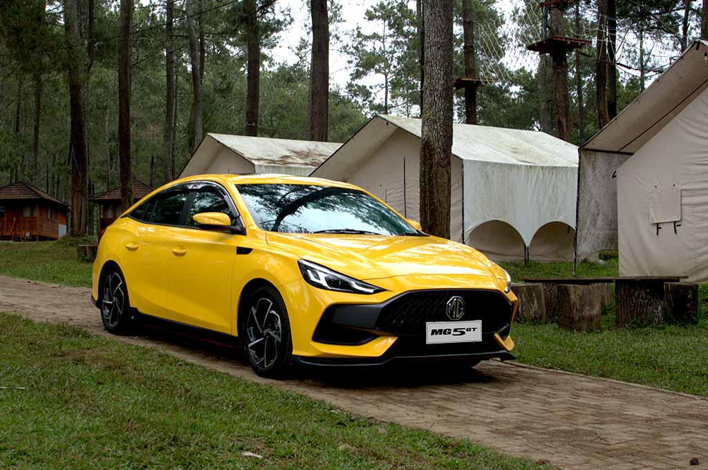 MG 5 GT diklaim lebih prioritaskan efisiensi bahan bakar, namun faktanya bisa tetap dikebut dan performa tinggi. MG