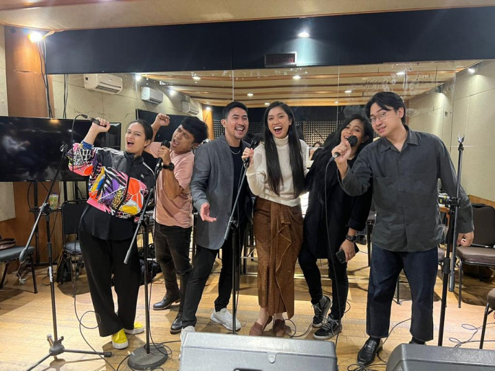 Kikan Namara dan Pengisi Acara Pagelaran Sabang Merauke Makin Giat Berlatih