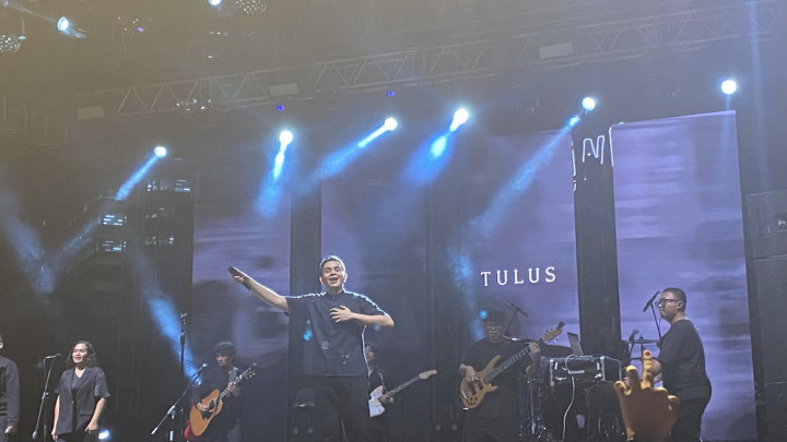 Penampilan Syahdu Tulus Tutup Joyland Festival Hari ke-2