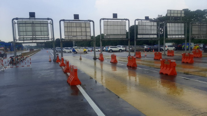 Populer Nasional: Autopsi Korban Tragedi Kanjuruhan hingga Banjir Tol BSD