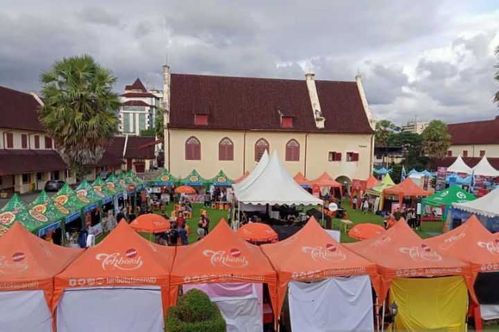 77 UMKM Meriahkan Makassar Culinary Night 2022