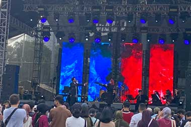 Bikin Kaget! Isyana Tiba-tiba Muncul Berduet dengan Gamal Bawakan Lagu Ikonik Ini