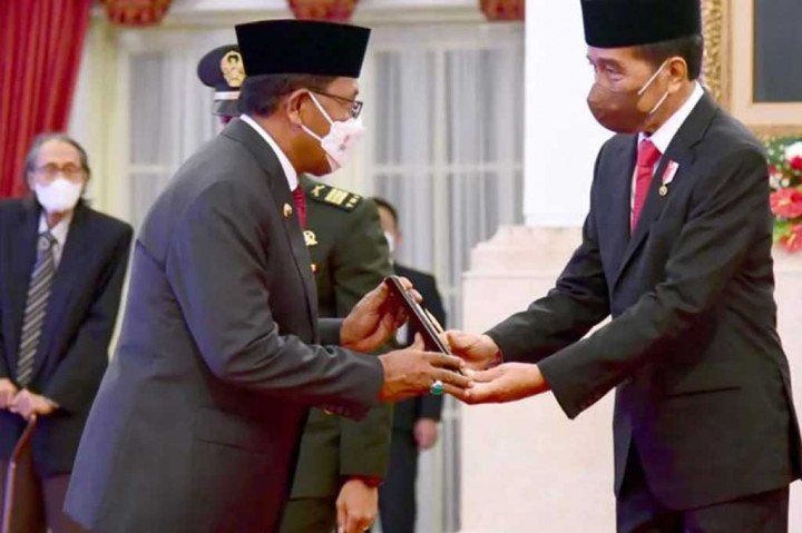 Momen Presiden Anugerahkan Gelar Pahlawan Nasional kepada Lima Tokoh