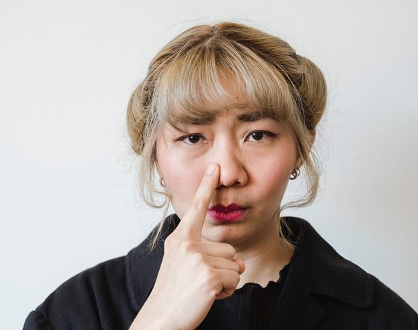 Mengorek Hidung Ada Hubungannya dengan Alzheimer?