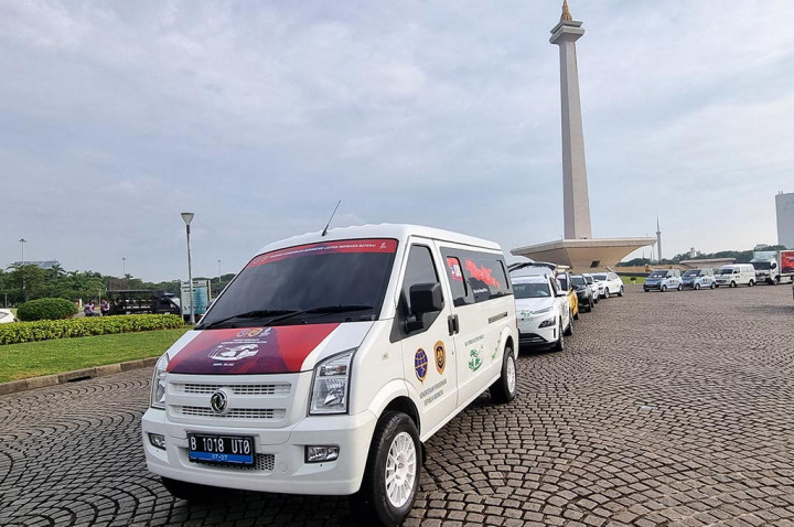 Jarak Tempuh Kendaraan Listrik Diragukan, DFSK Gelora E Diuji Antar Pulau