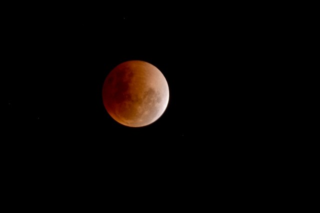 Gerhana Bulan Total Terjadi Hari Ini, Catat Jam Penampakannya