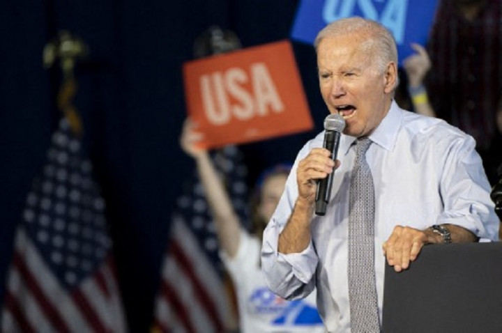 Popularitas Joe Biden Merosot Jelang Pemilu Paruh Waktu AS