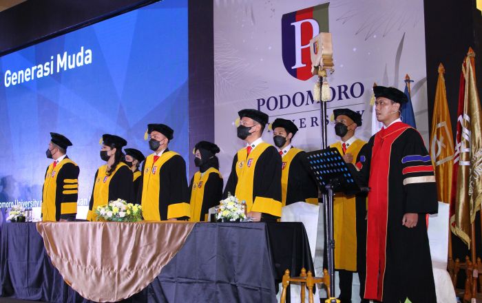 Wisuda Podomoro University, 290 Mahasiswa Lulus dari 8 Prodi