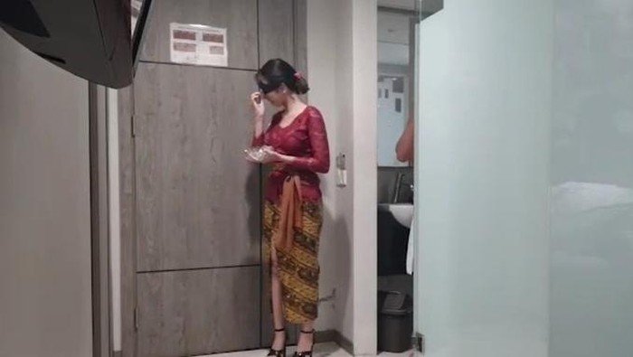 Nah Lho! Polisi Buru Pemesan dan Pembeli Video Kebaya Merah