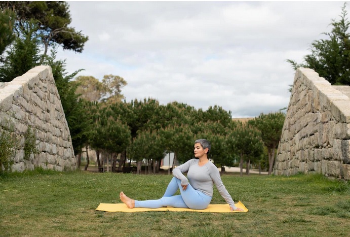 Senam Kegel, Cara Mengatasi Masalah Otot Dasar Panggul untuk Wanita Menopause