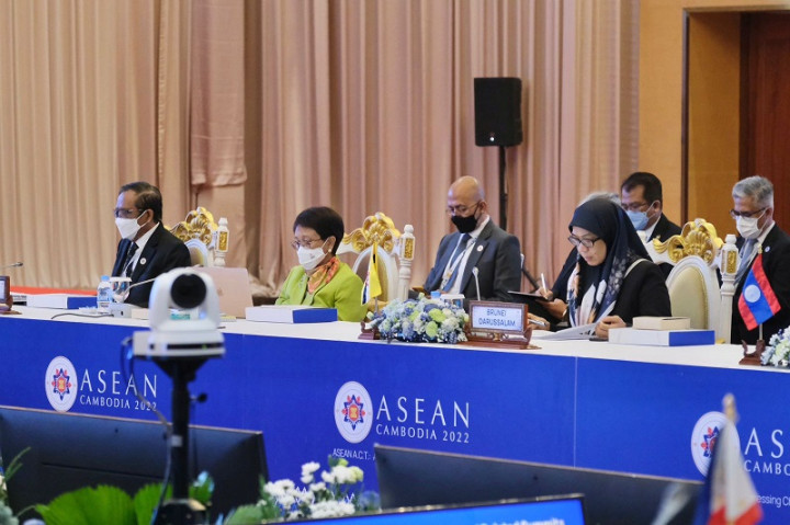 Indonesia Dorong Pembentukan <i>ASEAN Maritime Outlook</i>