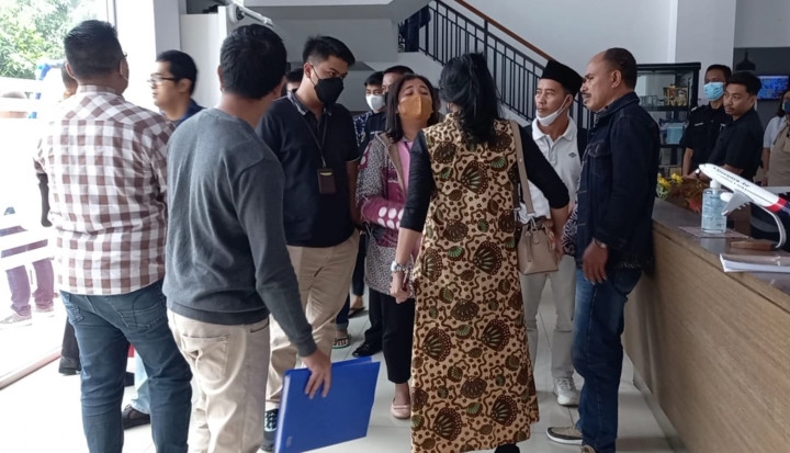 Dialog Keluarga Korban SJ 182 dengan Manajemen Sriwijaya Air Buntu