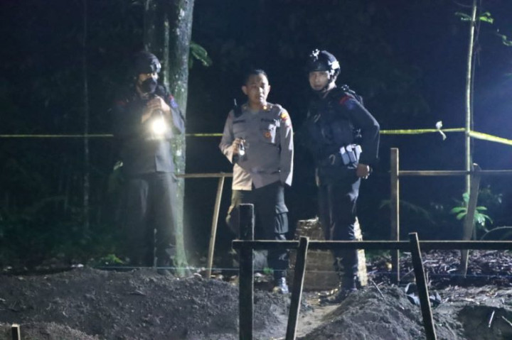 Total 26 Granat Ditemukan di Lahan Galian Fondasi Rumah Warga Kota Blitar